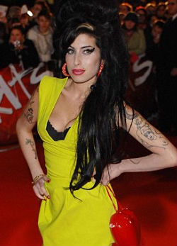 Ecstasyt, kokaint, ketamint vett a halála előtti este Winehouse
