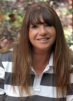 Éhezik a magyar énekesnő?