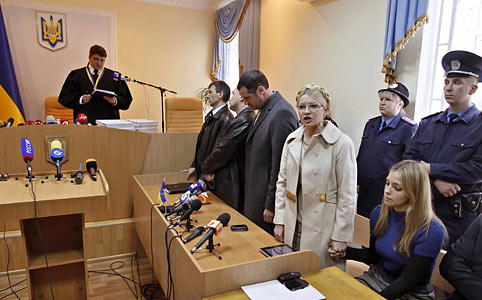 Hét év börtönt kapott Julija Timosenko