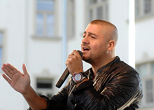 Szilveszter előtt szakítottak a celebek