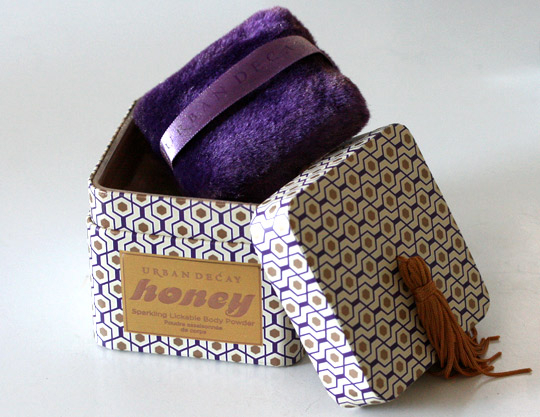 fotó: urbandecay.com fotó: urbandecay.com