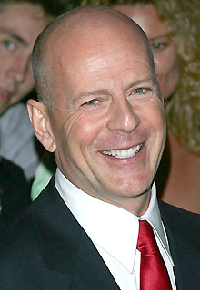 Magyar sebész szabta át Bruce Willist