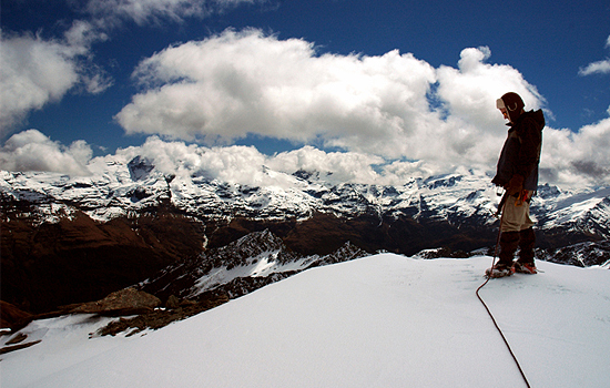 Kimerült állapotban találták meg az Alpokban eltűnt túrázókat
