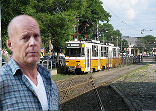 NLCafé-tippjeink: hol forgasson inkább Bruce Willis?