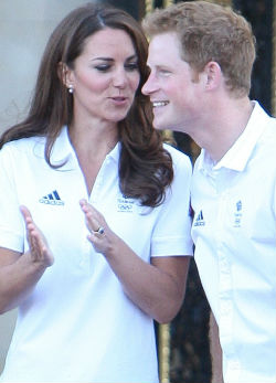 Újabb kínos fotók Kate Middletonról