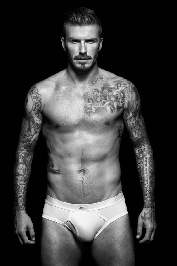 David Beckham újra egy szál alsóban pózol