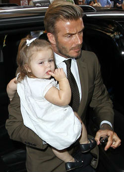 Kifutóra állt Beckham 14 hónapos lánya - fotó