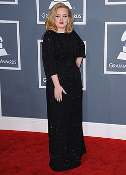 Adele divattervező lesz