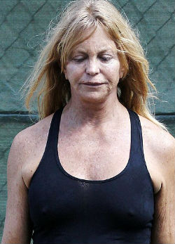 Ráismersz? Így néz ki a 67 éves Goldie Hawn smink és botox nélkül -fotó