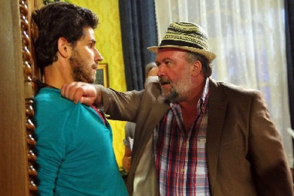 Rokondömping a Jóban Rosszban sorozatban