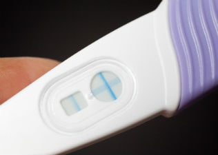 Terhességi teszt mentette meg a férfi életét
