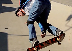 A látókat is leiskolázza a vak gördeszkás - videó