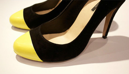 Csináld magad: színes orrú cipő