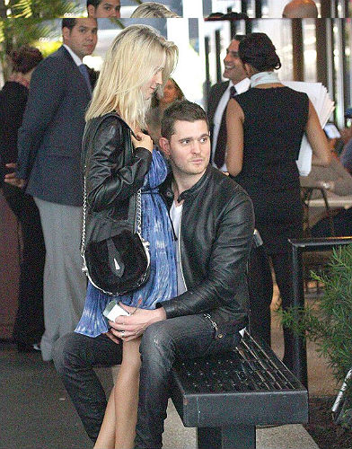 Megható fotó a kispapa Michael Bubléról