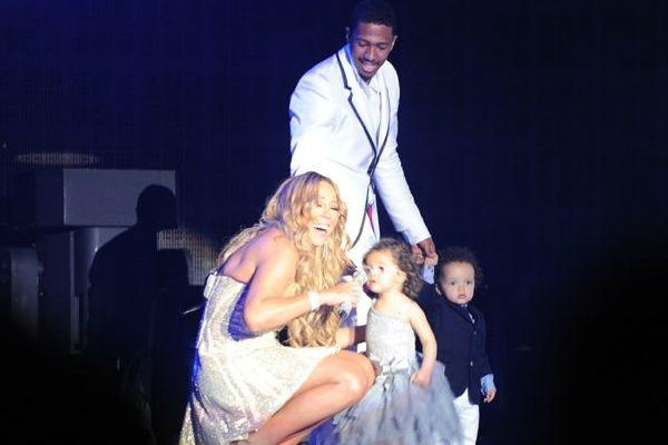 Britney Spears Budapesten büszkélkedett fiávál