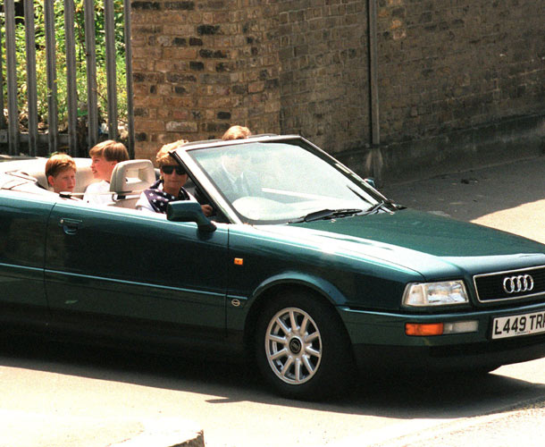 Vegyem meg Diana hercegnő 1994-es autóját