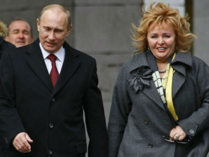 Élő adásban jelentette be válását Putyin