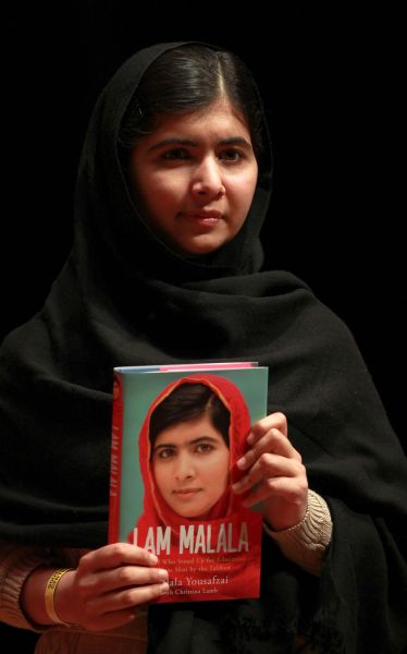 Tiltólistán a fejbe lőtt bloggerlány könyve