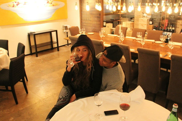 Beyoncé és Jay Z imádnivaló pillanatai 2013-ban