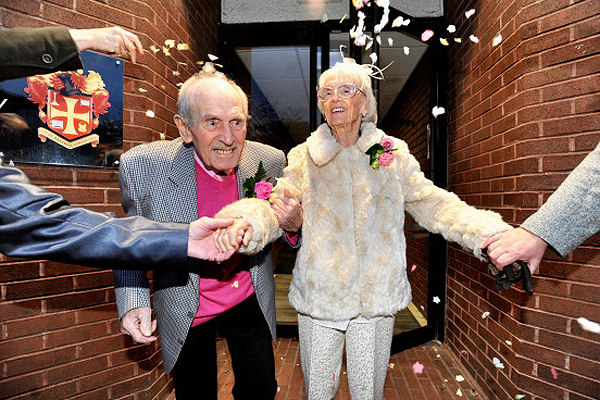 Ők a legidősebb ifjú pár