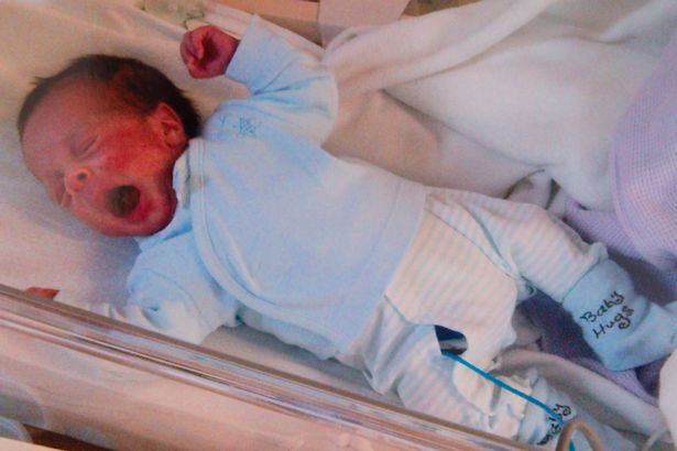 Húsz vetélés után egészséges babát szült