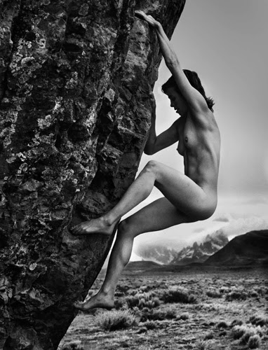 18+: Meztelen sziklamászók