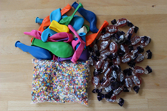 Csináld magad: farsangi ajtódísz