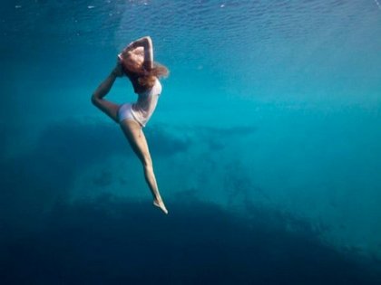 Jóga a víz alatt Jóga a víz alatt