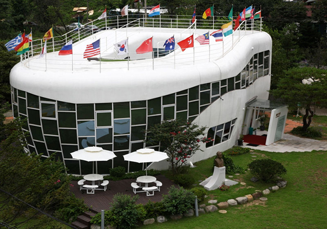 Élet a panel után – a legfurcsább házak szerte a világban