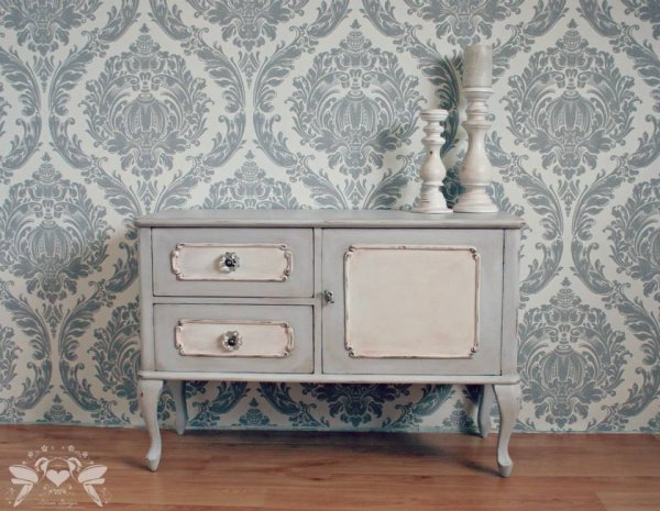 Régi bútorok feltúrbózva