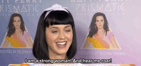 Beégette magát Katy Perry Beégette magát Katy Perry