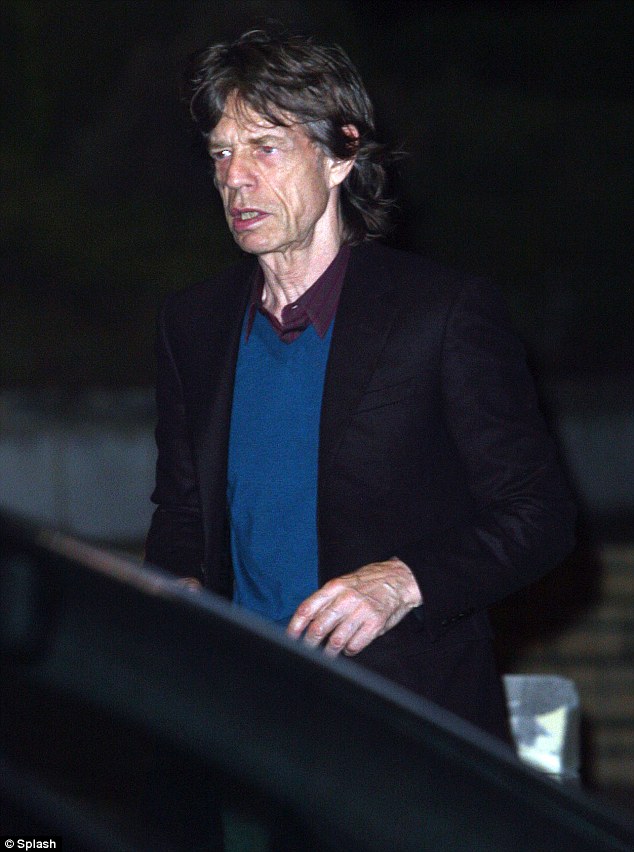 Mick Jagger összetört kedvese halálhíre után Mick Jagger összetört kedvese halálhíre után