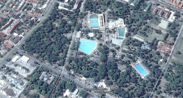 Felismered műholdkép alapján a fürdőket?