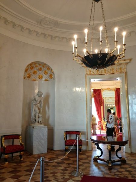 A Sándor-palota belülről