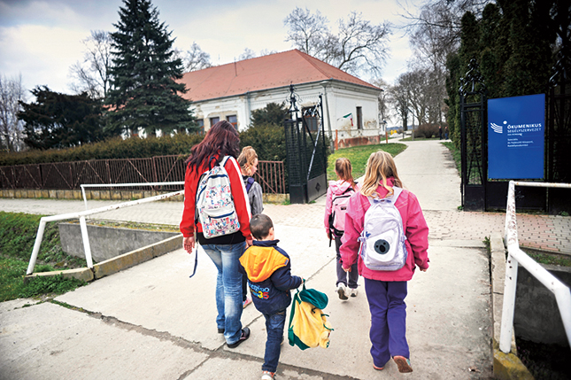 Aki csak egy házhoz akar jutni, az nem fog itt megmaradni!