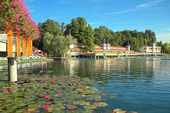 Hévíz mióta üdülőhely? Már a 14. században említik!