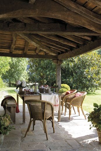 Ház a spanyol hegyekben: így kell belakni egy kertet