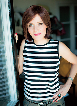 Karafiáth Orsolya: tíz magával ragadó zenés vers