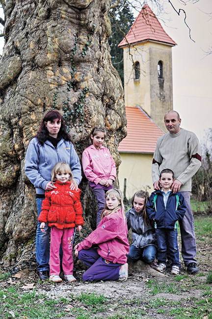 Boldogabb élet a gyerekeknek