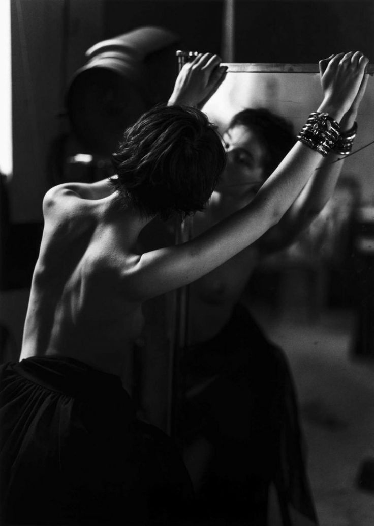 18+: Izgató erotika a tükörben - fotók 18+: Izgató erotika a tükörben - fotók