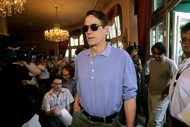 Jeremy Irons a Csodálatos Júlia premierjén, Budapesten