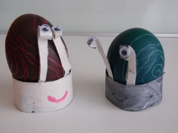 Csináld magad: egyszerű csigás tojástartó