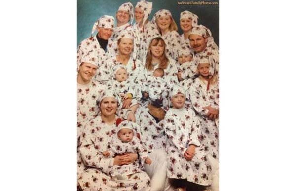 29 totál bizarr családi fotó, amitől zavarba jössz 