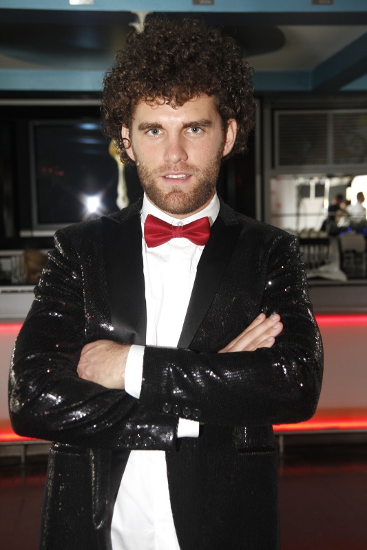 180 fokos fordulatot vett ÉNB Lali élete