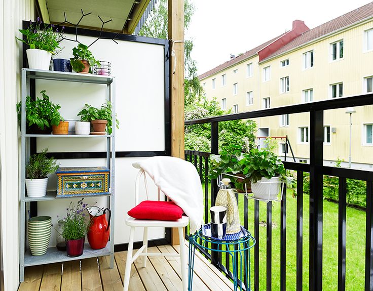 Nevelj fűszerkertet a teraszon!