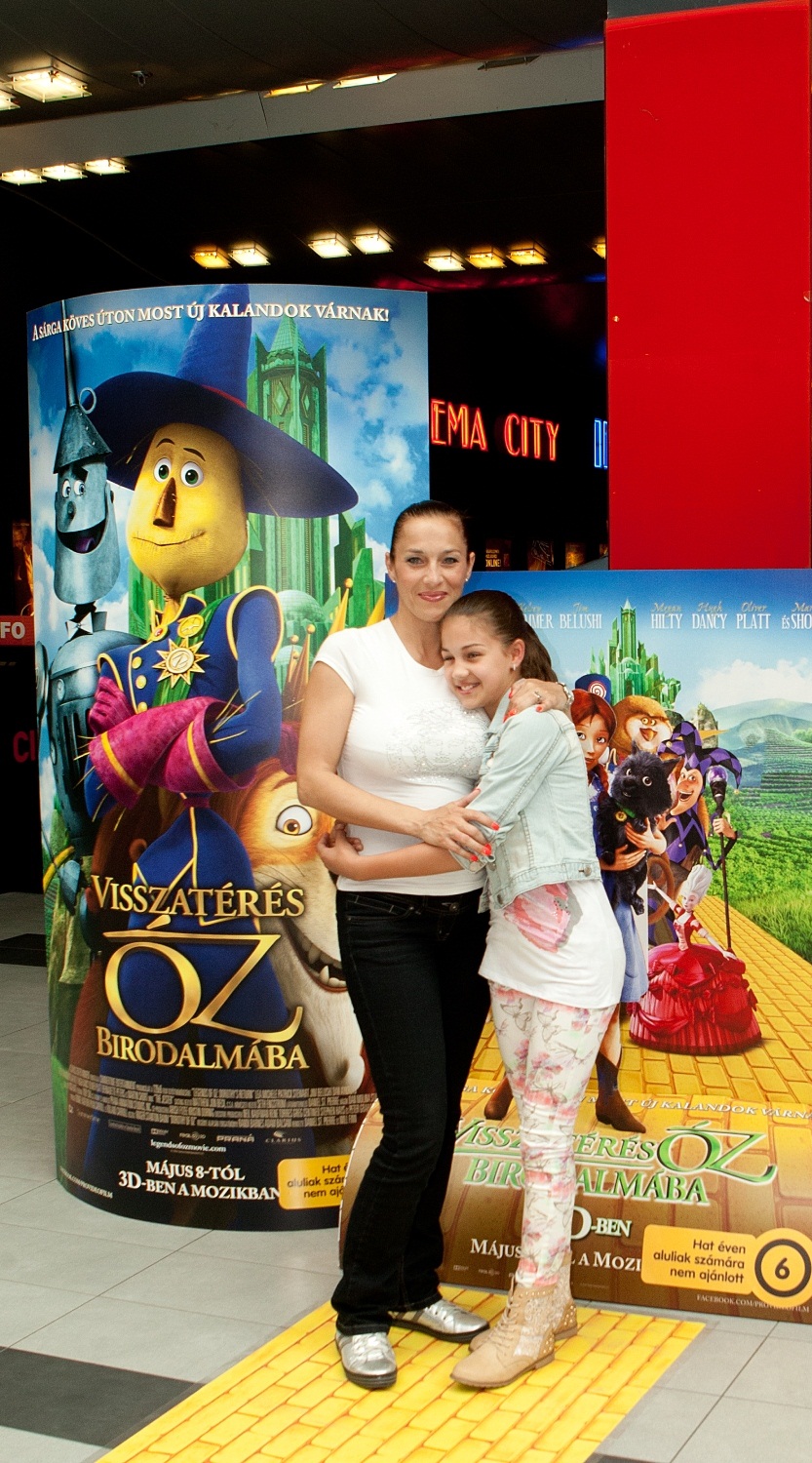 Fésűs Nelly kislánya nélkül tölti a nyarat