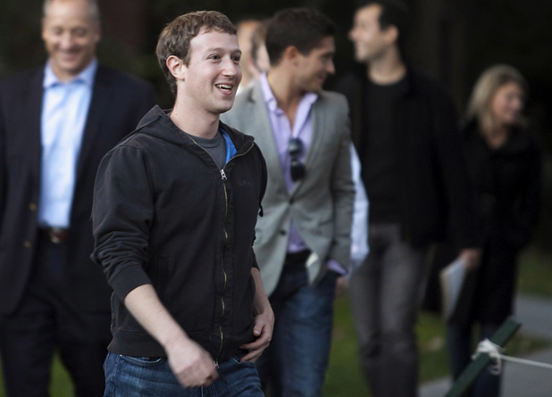 Ma a 30 éves Mark Zuckerberg, akit imádnak utálni