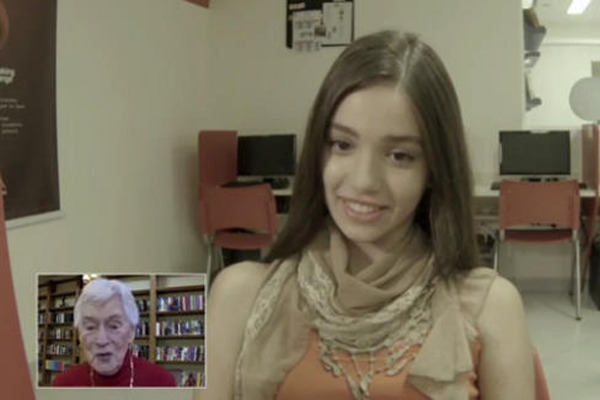 Idős amerikaiaktól tanulnak angolul a brazil tinik