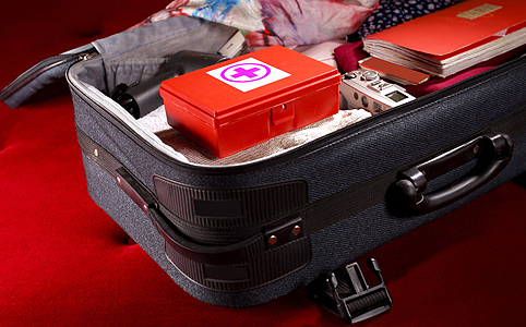 Utazó családi patika – kötelező elsősegélycsomag Utazó családi patika – kötelező elsősegélycsomag