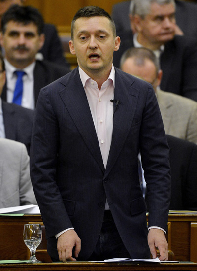 Keressük a legdivatosabb magyar politikust Keressük a legdivatosabb magyar politikust